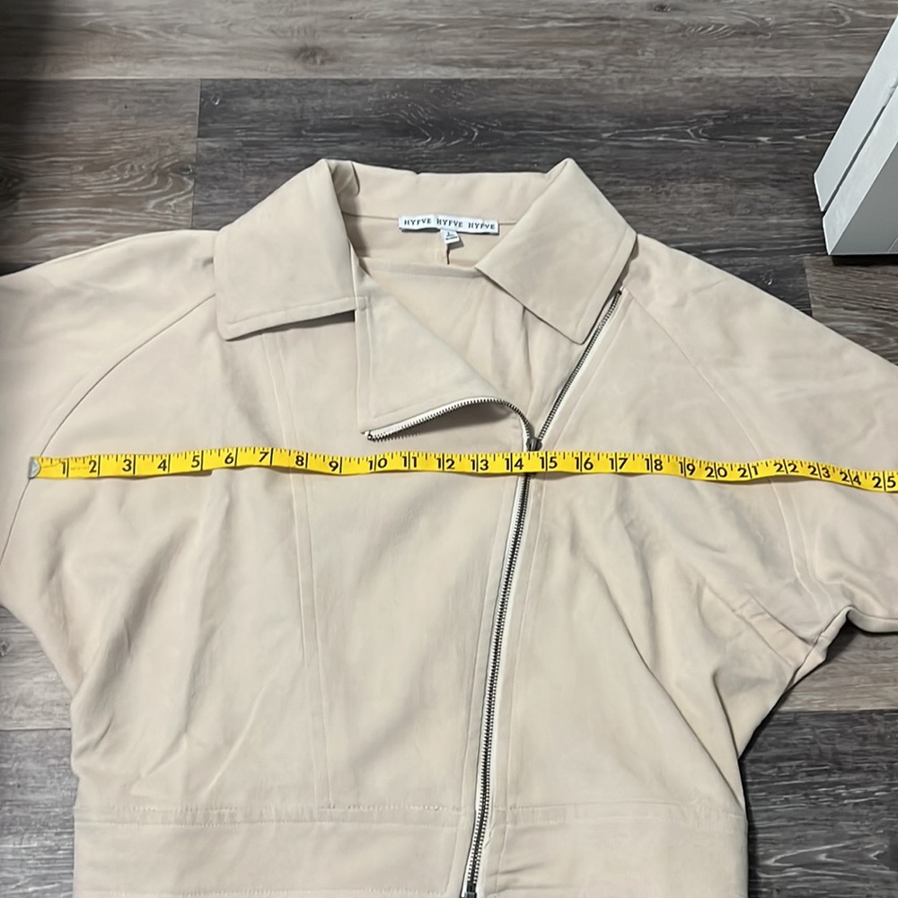 Tan Jacket - Picture 6 of 10